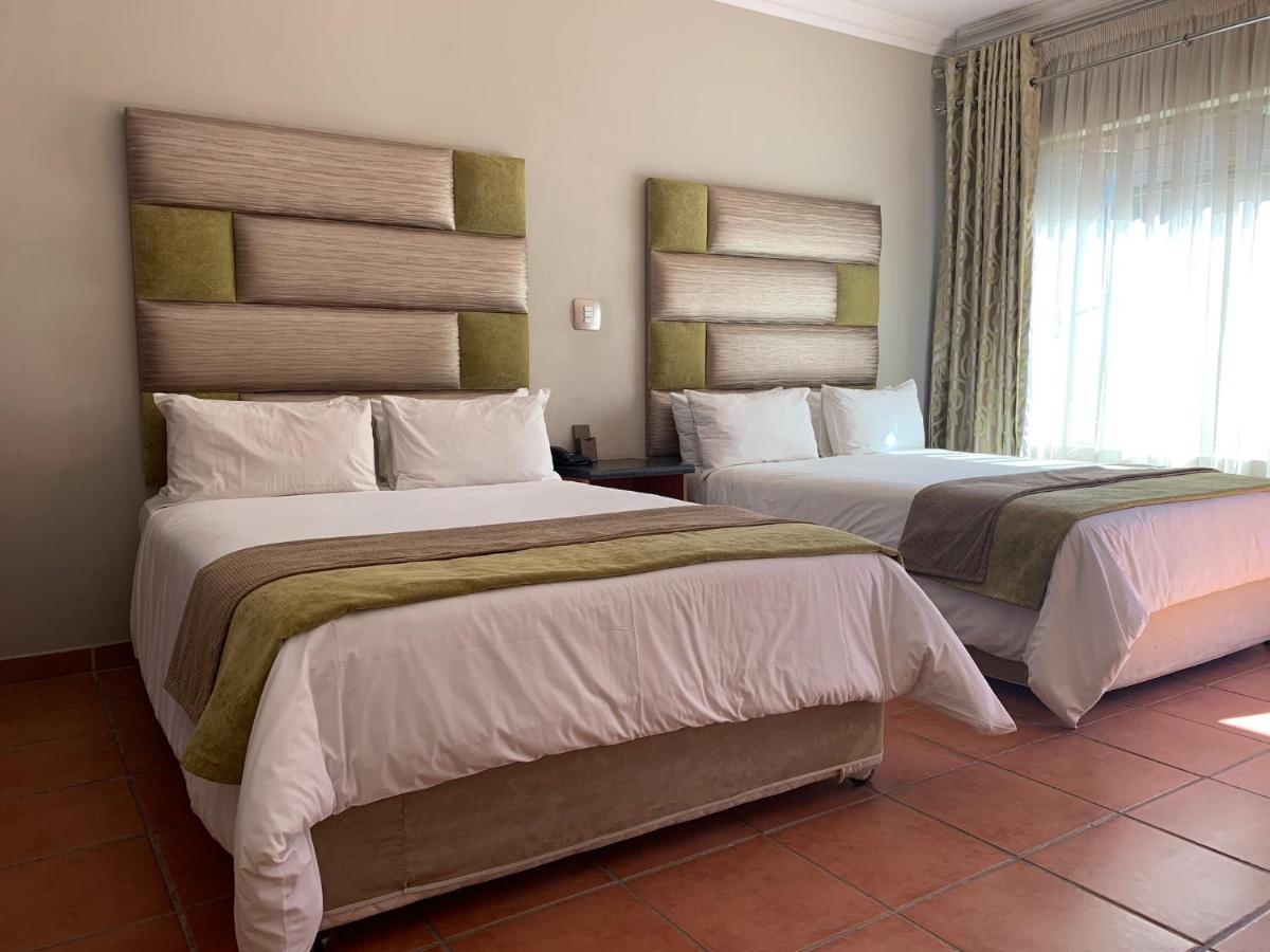 Polokwane Lodge Eksteriør bilde